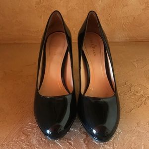 Cole Haan black Chelsea pumps